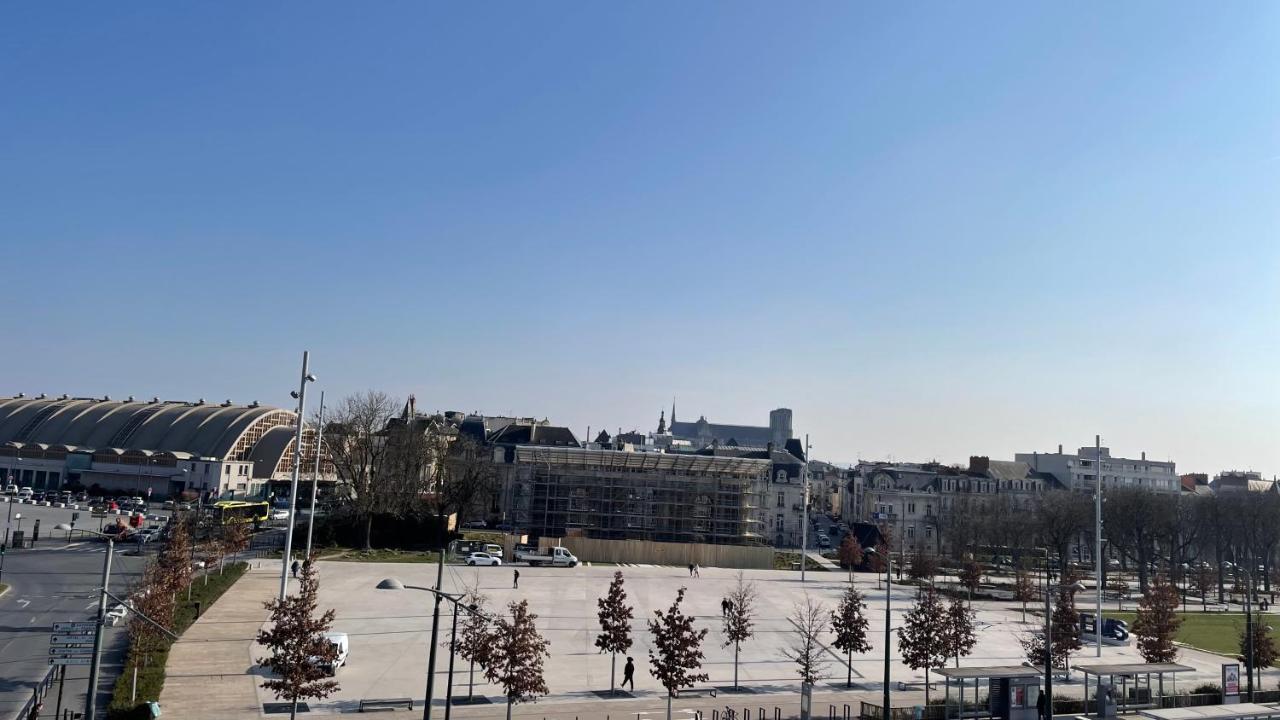 Appartement Porte Mars Reims Exterior foto
